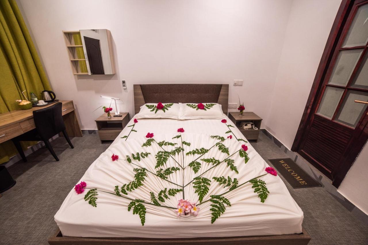 Dhangethi Inn Luaran gambar