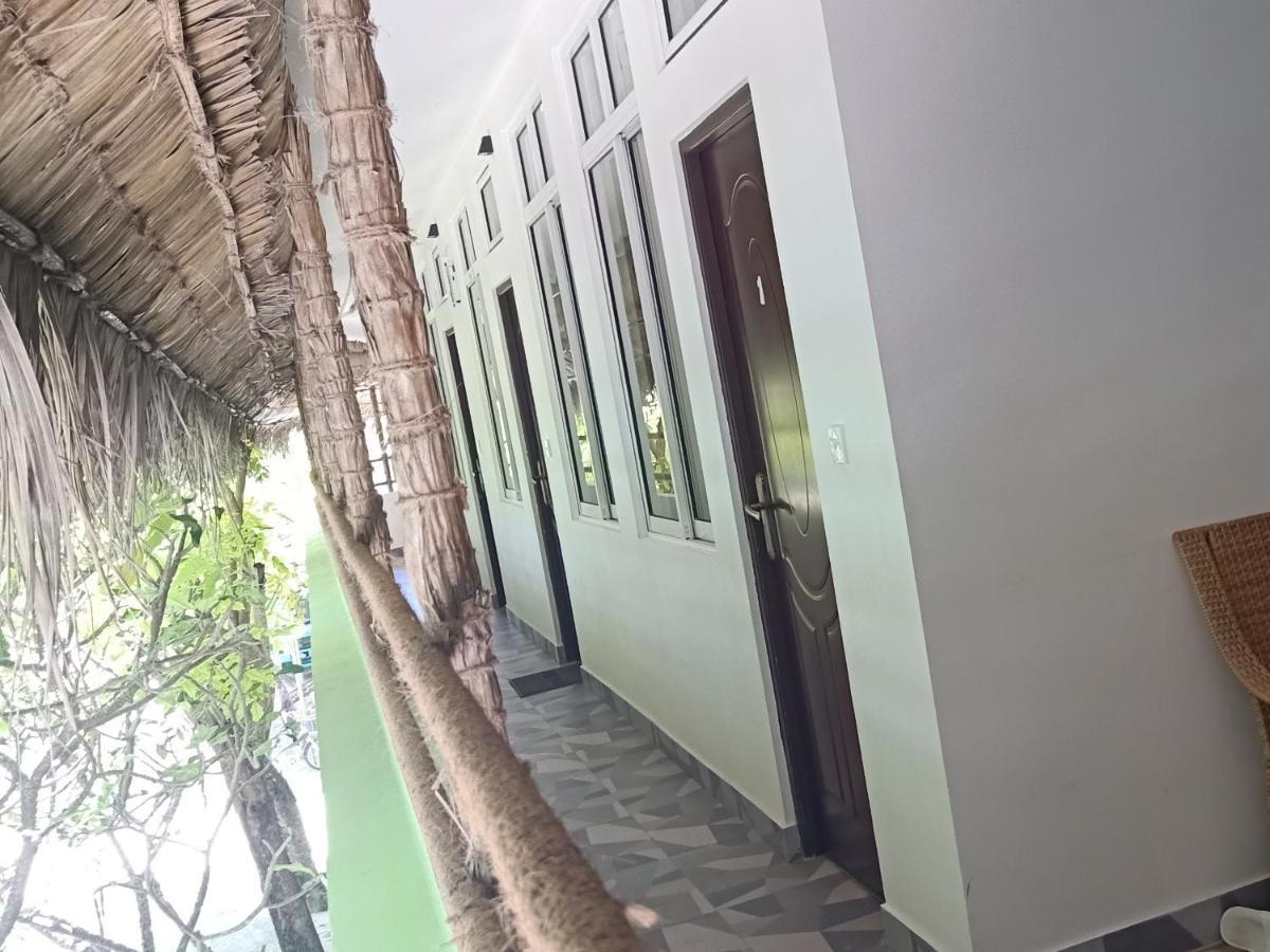 Dhangethi Inn Luaran gambar